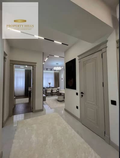 230 sqm apartment, ready for immediate occupancy, in a prestigious compound by La Vista. Low down payment and flexible payment plans available. A significant discount is offered for cash payments.