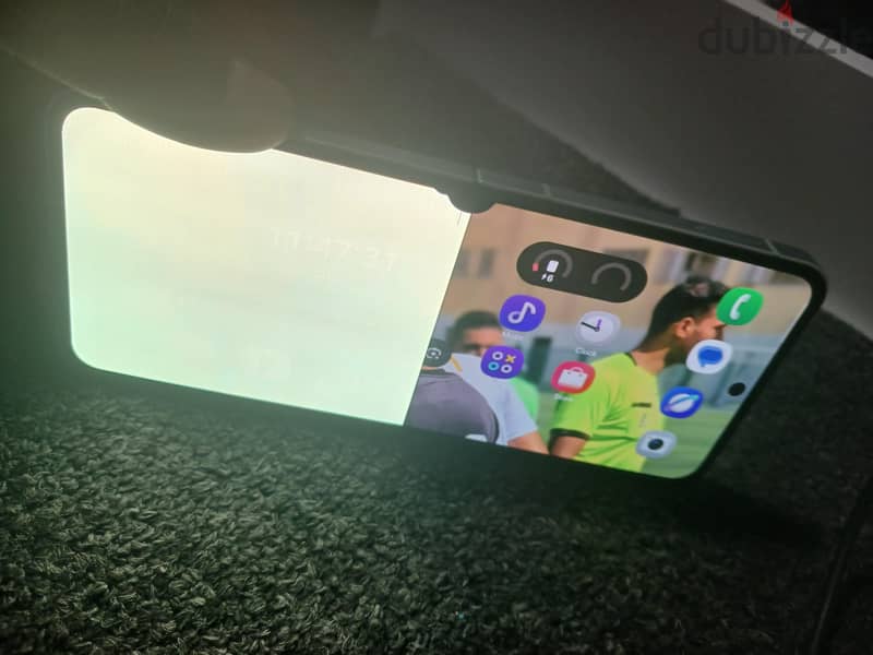 Samsung Z Flip 6 3