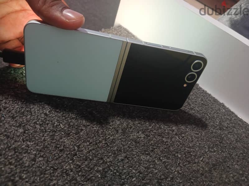 Samsung Z Flip 6 6