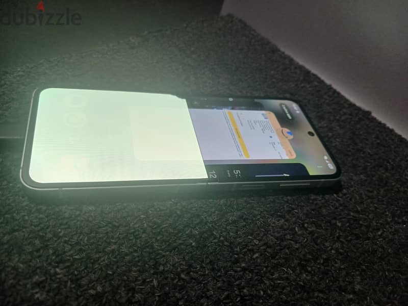Samsung Z Flip 6 7