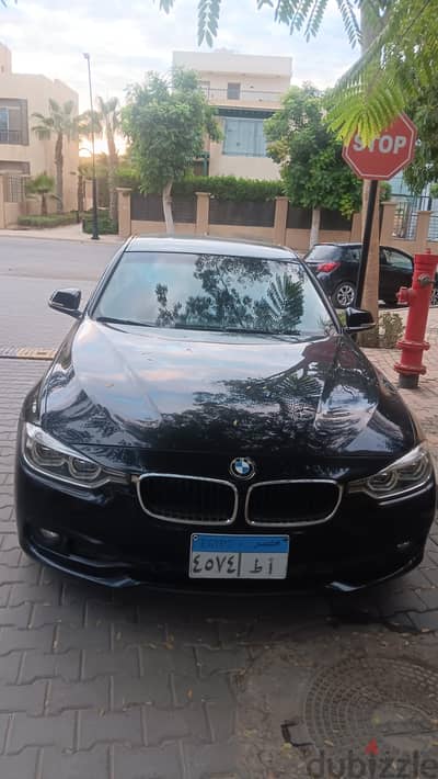 بي ام دبليو 318 2019
