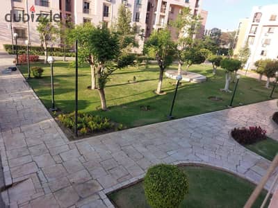 شقه ١٥٥ متر للإيجار بالرحاب بجوار الخدمات