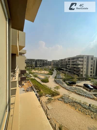 Apartment for sale 238 sqm resale ready to move lowest price in the market ready for viewing at any time in Palm Hills New Cair prime location