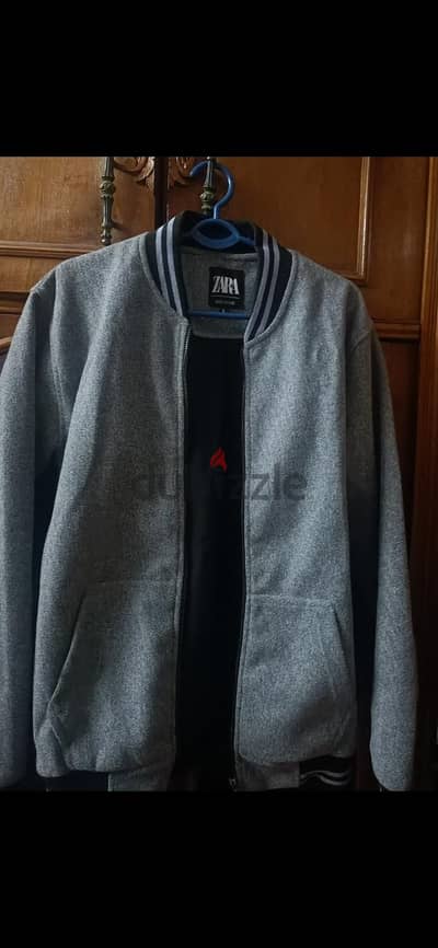 The Jacket". جيت Zara