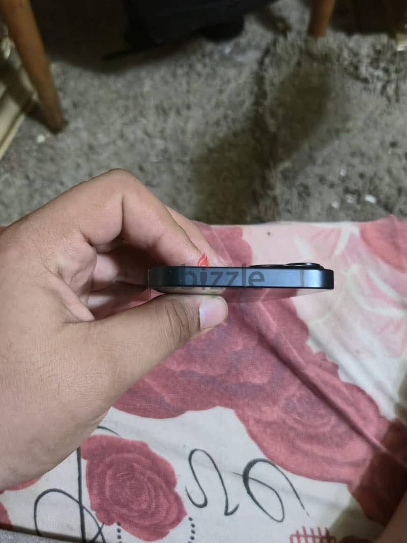Apple - iPhone 13 4