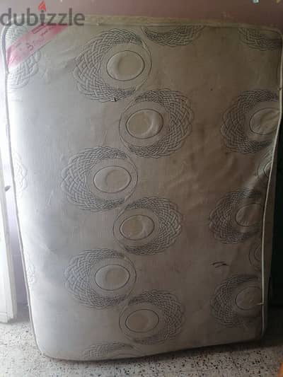 مرتبة Red brand حلوه