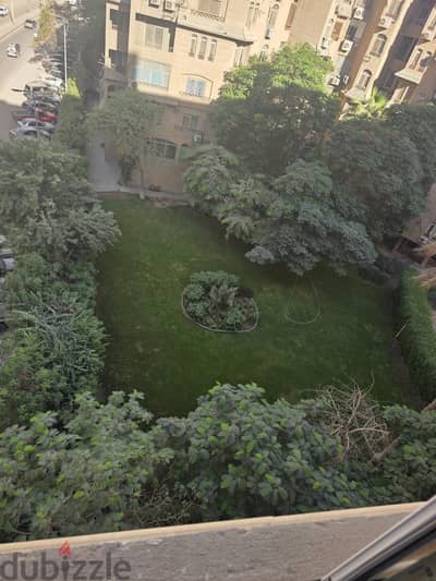 شقة للبيع اللبيني فيصل الرئيسي غير مجروحة تماما