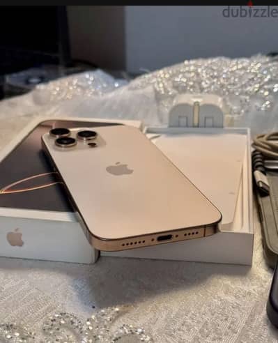 آبل - آيفون 16 برو ماكس
