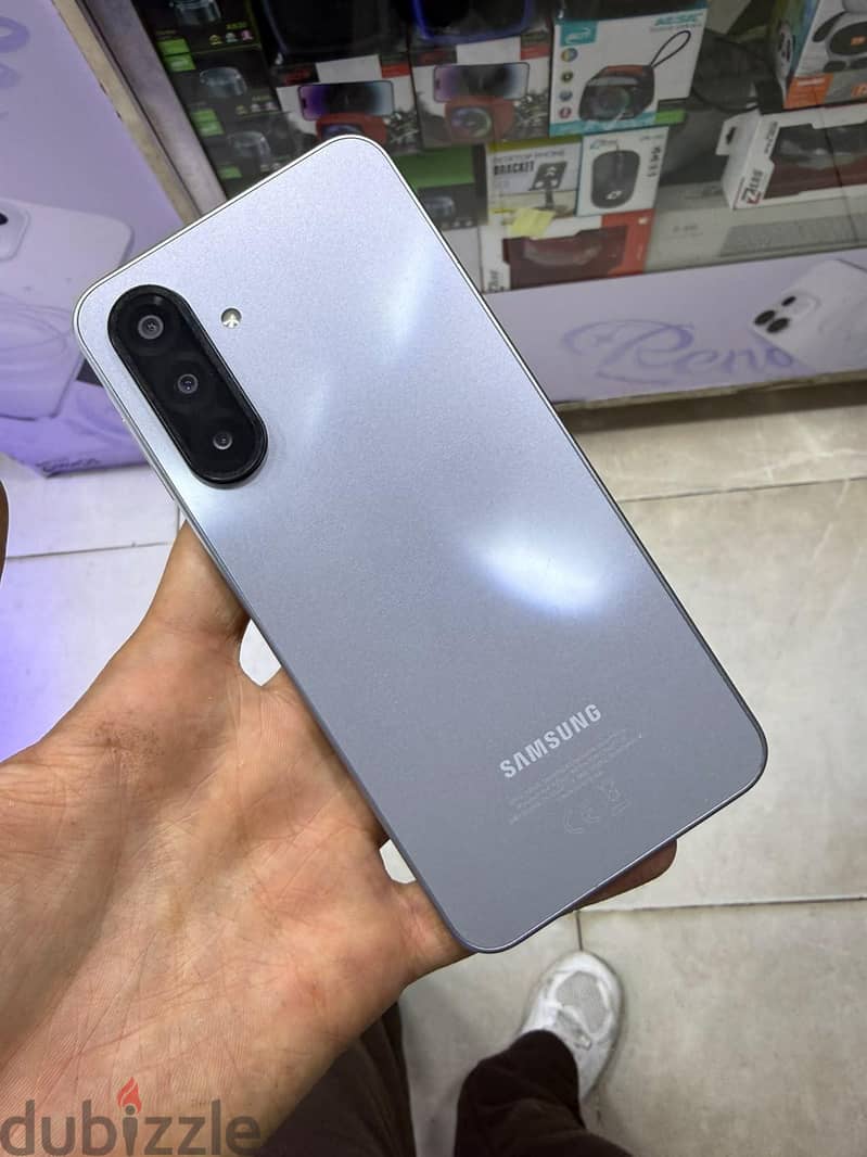 Samsung A17 1