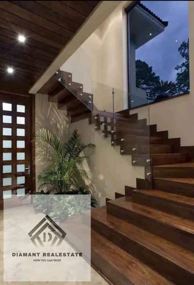 With 140,000Dp Duplex 5Bed with Privet ROOF Panoramic view directly on lagoon Finished VIP Over 12Years with 40% discount(take advantage of old price)