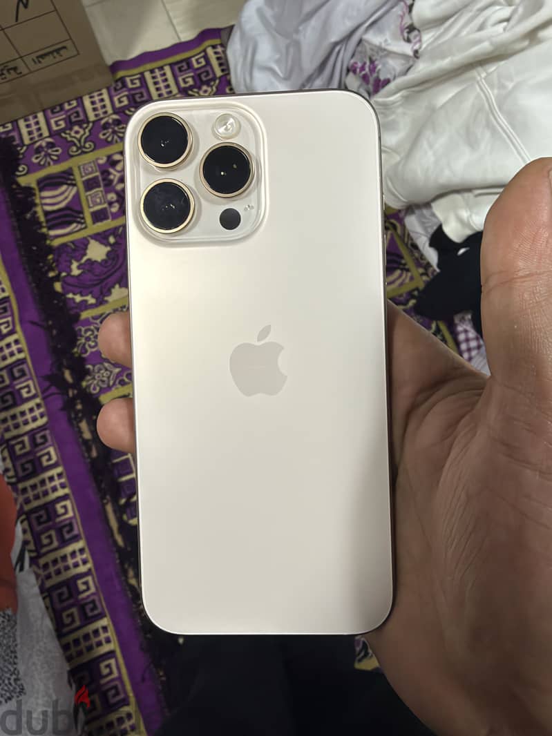 Apple - iPhone 16 Pro Max 2