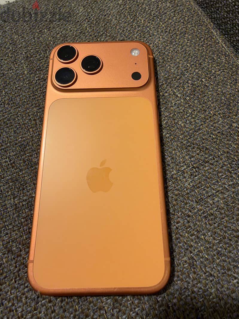 Apple - iPhone 17 Pro Max 1