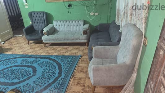 أنتريه مودرن بحالة متوسطة