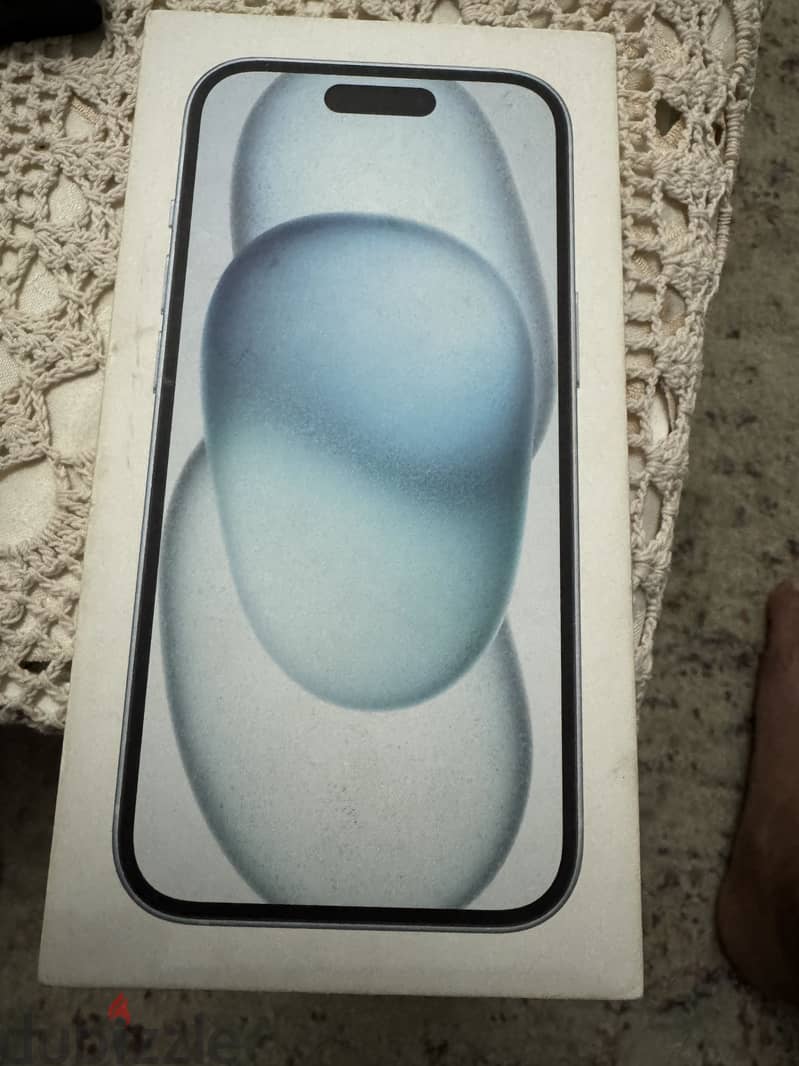 Apple - iPhone 15 2