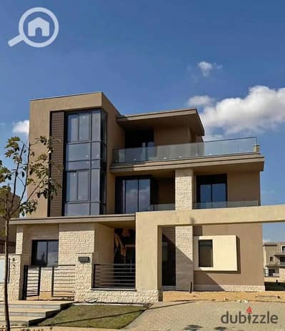 A ready-to-move-in standalone villa in The Estates compound by SODIC (Sheikh Zayed), located near Emaar’s Belle Vie and Al Rabwa.