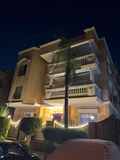 A finished apartment for sale in the villas of the fourth neighborhood in the Fifth Settlement next to Al-Hamd Mosque