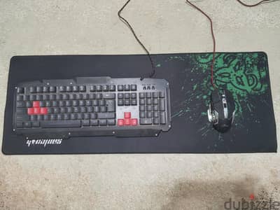 طقم keyboard, mouse and mousebad from razer