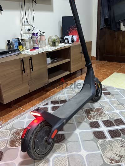 للبيع Xiaomi Electric Scooter 4 Lite (2nd Gen)