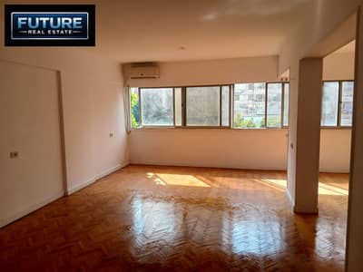 180 m apartment in the eighth district in Nasr City near Al-Siraj Mall