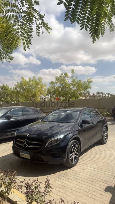 Mercedes-Benz GLA 200 2015