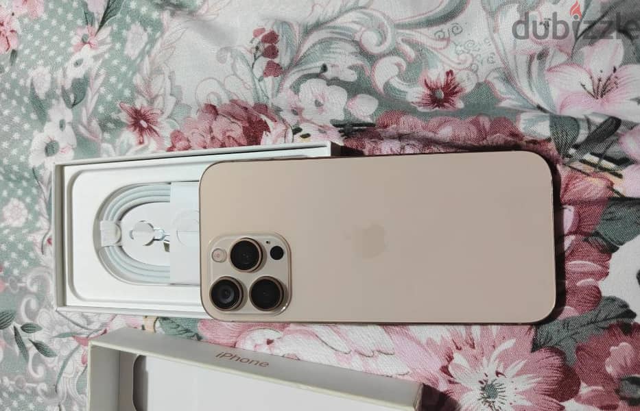 Apple - iPhone 16 Pro Max 2