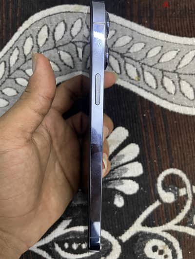 ايفون ١٣ برو ماكس خطين - iPhone 13 Pro Max