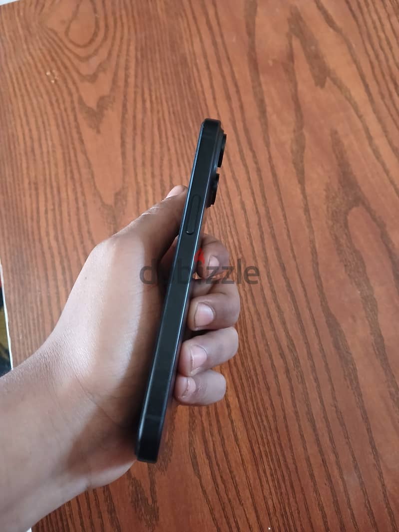 Apple - iPhone 15 6