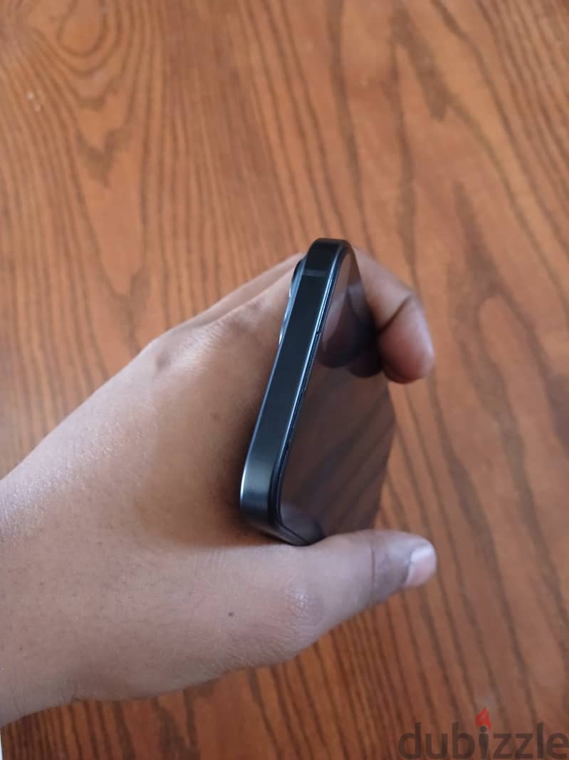 Apple - iPhone 15 8