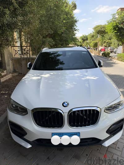 BMW X4 69,000 km  صيانات توكيل بالكامل من الزيرو