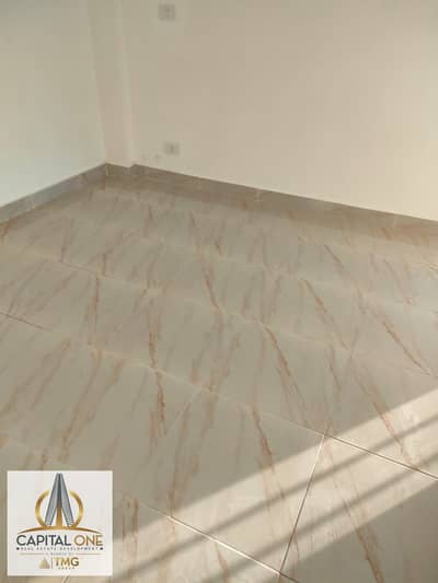 For Rent in Madinaty, under the New Rental Law, a 78 sqm apartment on the third floor, with a view of the services and mosque, equipped with 2 air con