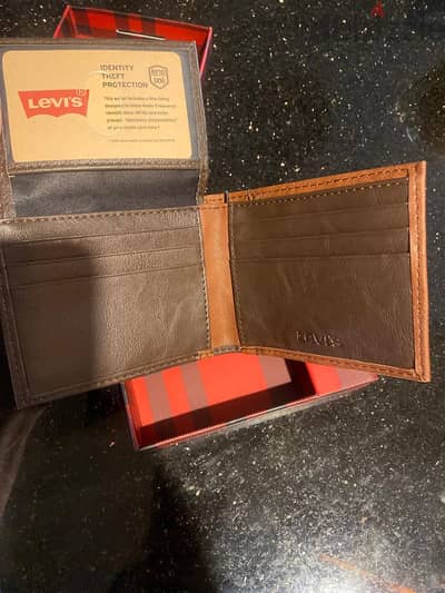 Levies wallet for sale