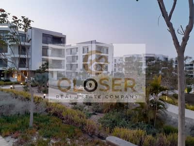 Own a 37-square-meter studio featuring a room and a 33-square-meter mini-garden, with a double view—available with the lowest monthly installment and
