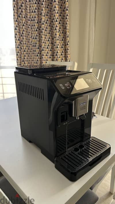 DeLonghi Eletta Explore - ماكينة قهوة دي لونجي إليتا إكسبلور