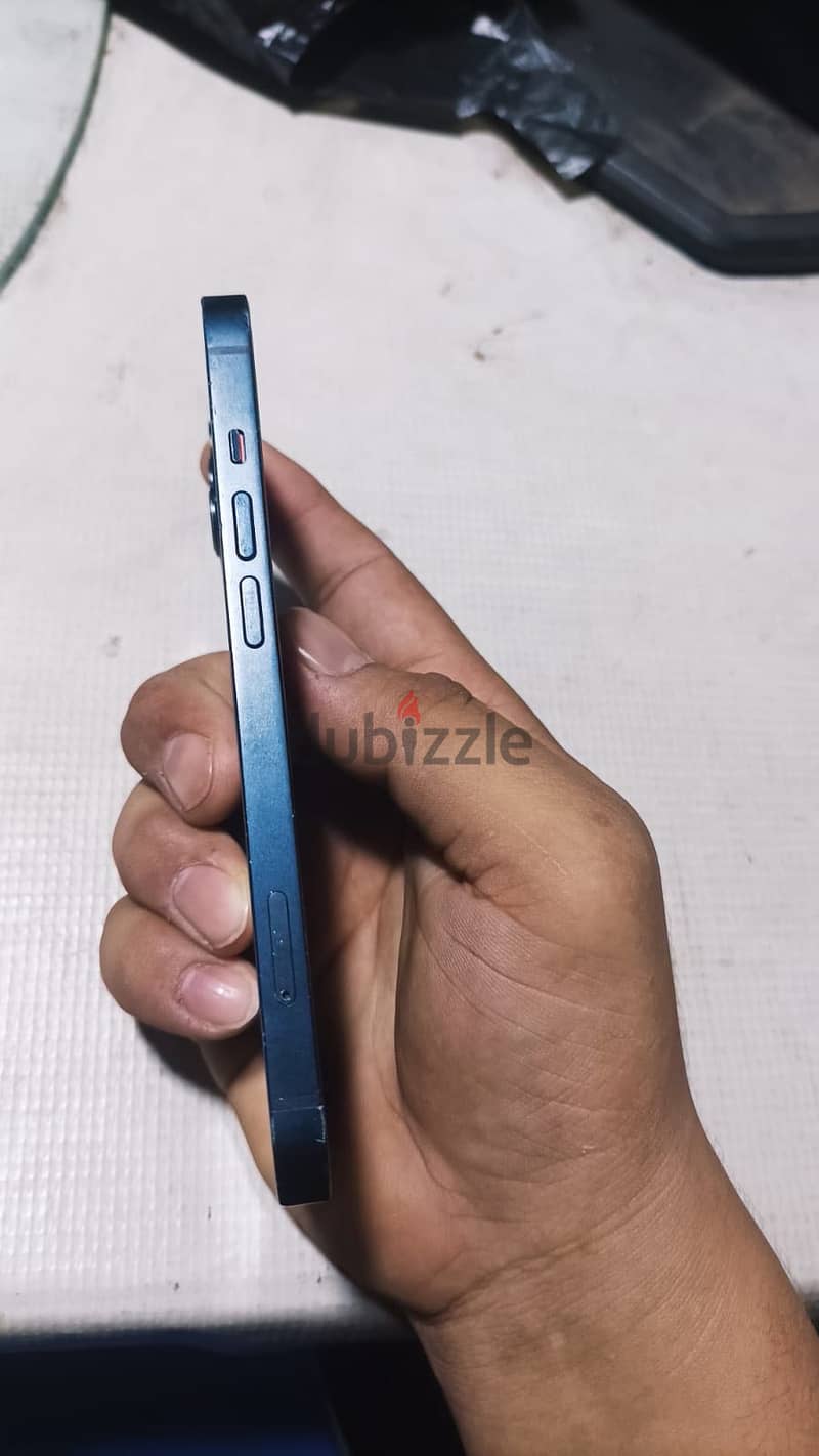 Apple - iPhone 13 5