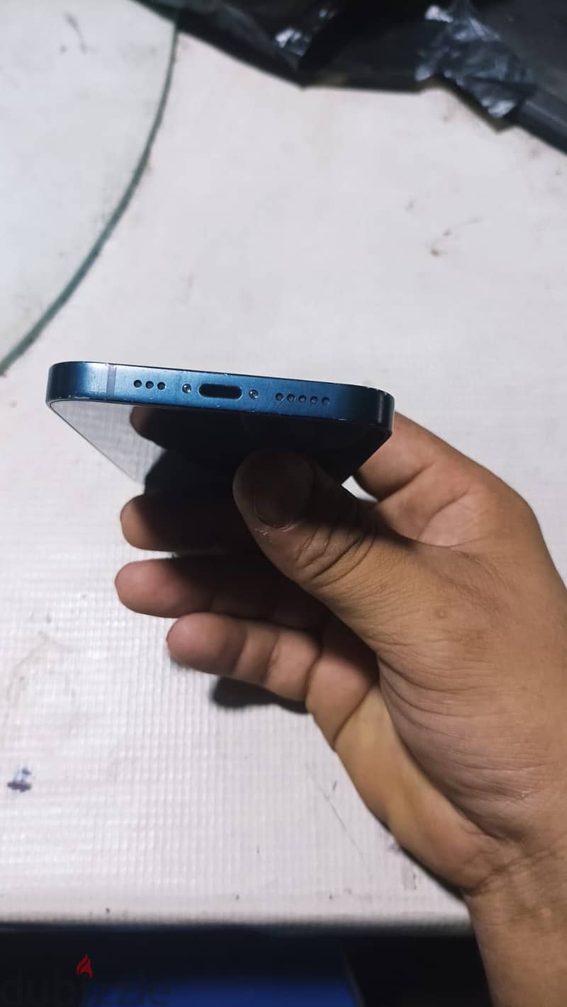 Apple - iPhone 13 9