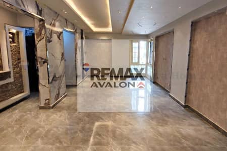 3Bedroom Apartment for Sale in Smouha (Fawzy Moaz Main Street) – Well-Ventilated