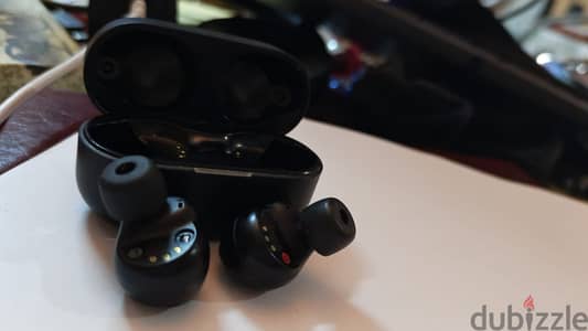Sony WF-1000XM4