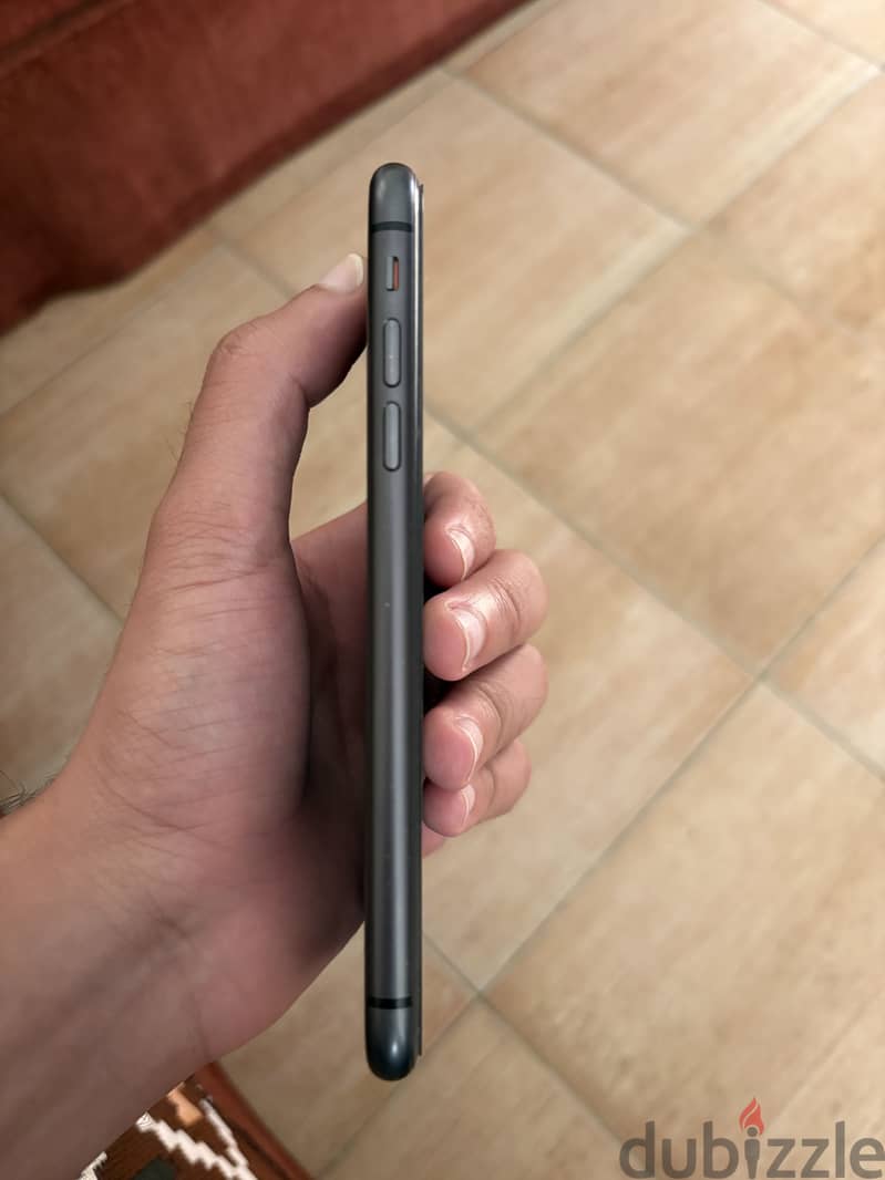 Apple - iPhone 11 6