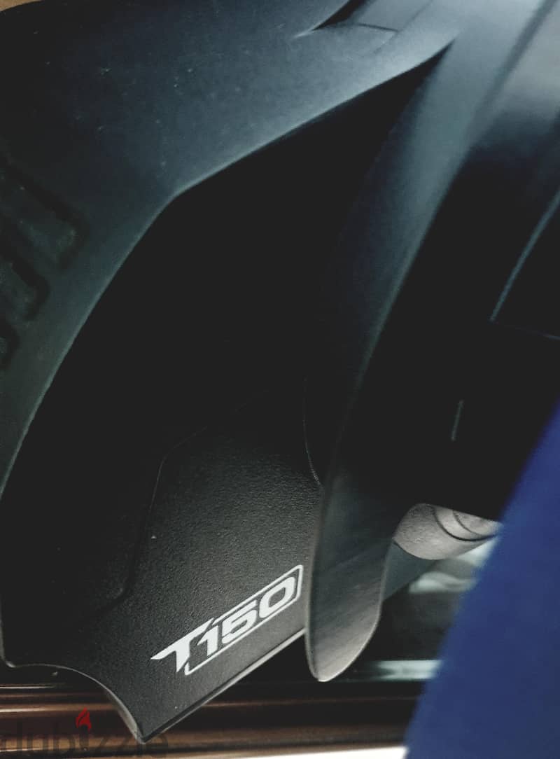Thrustmaster T150 Pro 4