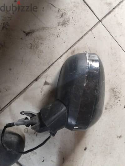 مرايات نيسان