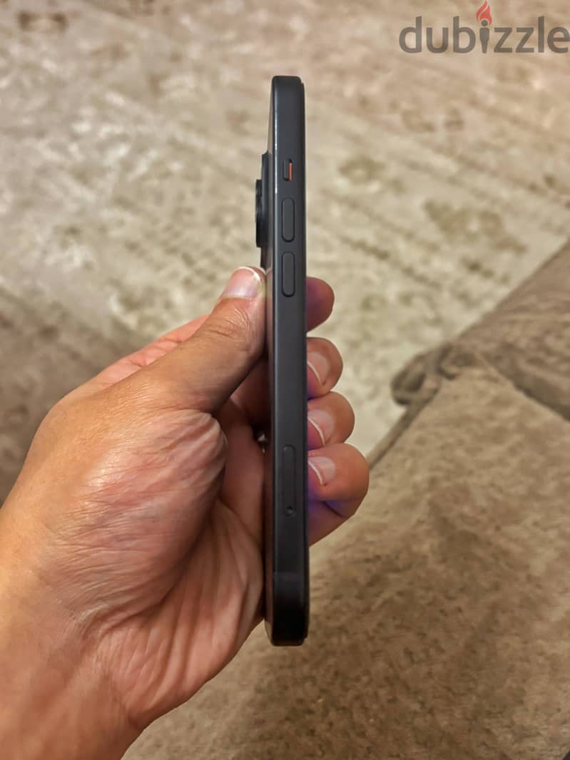 Apple - iPhone 15 6