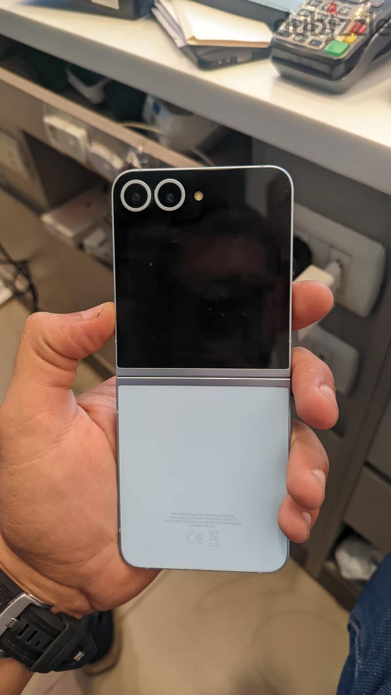 Samsung Z Flip 6 1