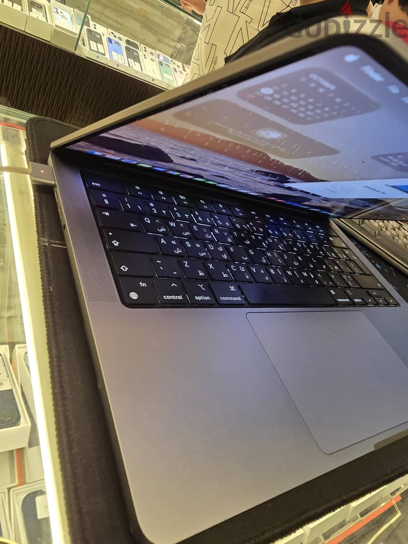 MacBook Pro M1 Pro 1
