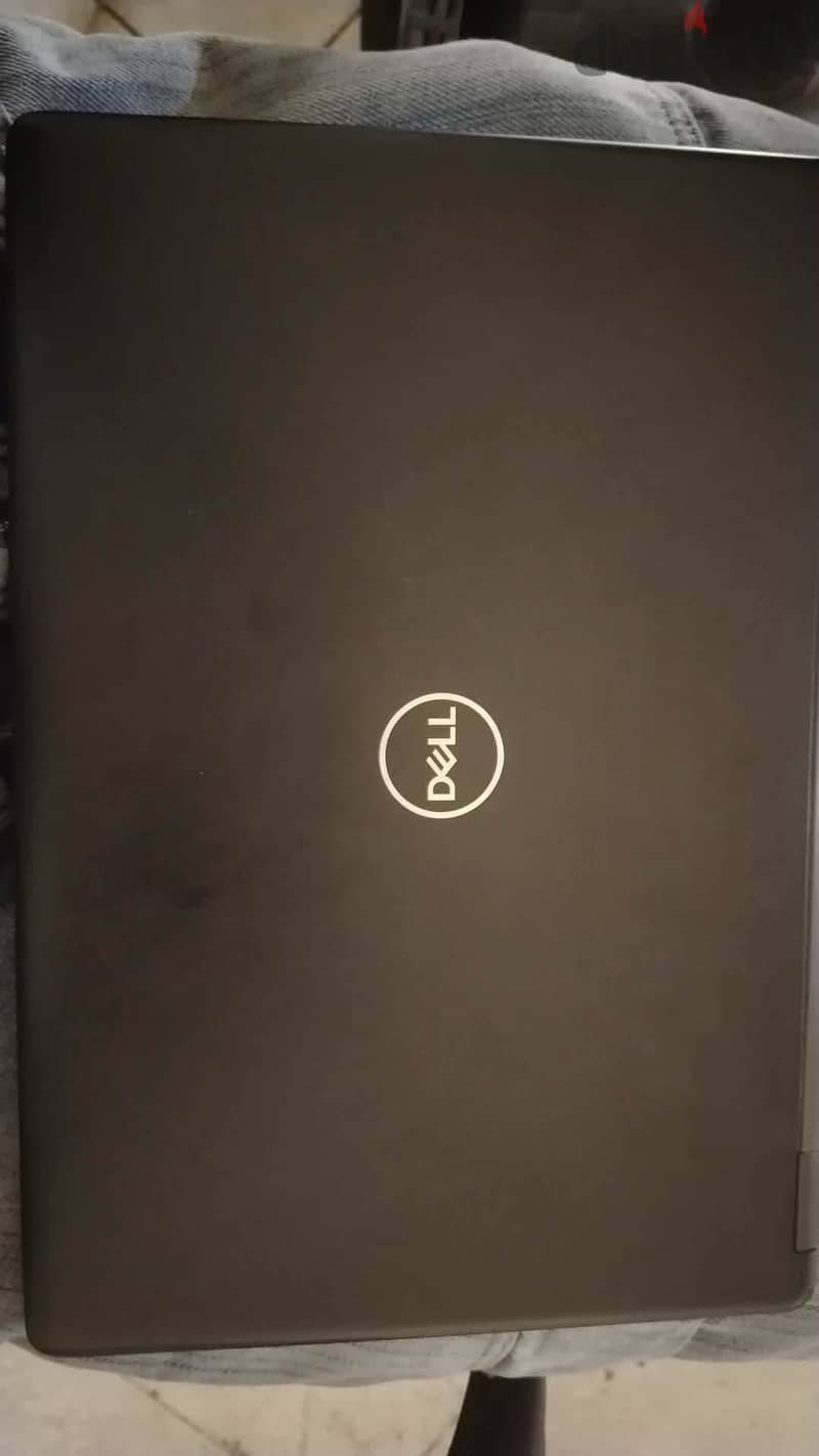 Dell Latitude 5490 1