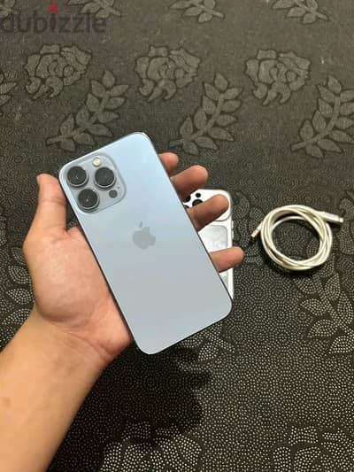 Apple - iPhone 13