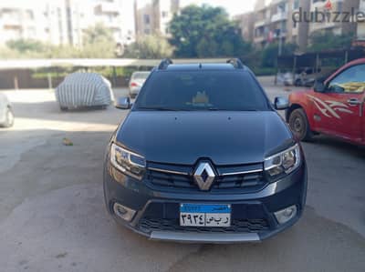 رينو سانديرو 2022