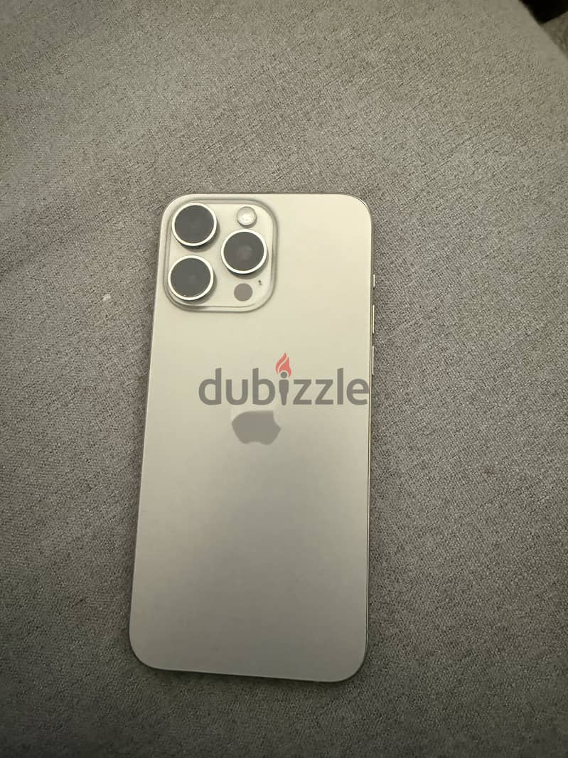 Apple - iPhone 15 Pro Max 4