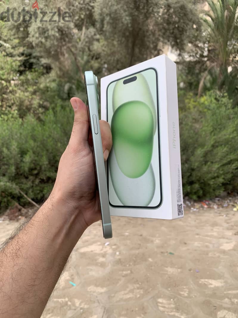 Apple - iPhone 15 plus 3