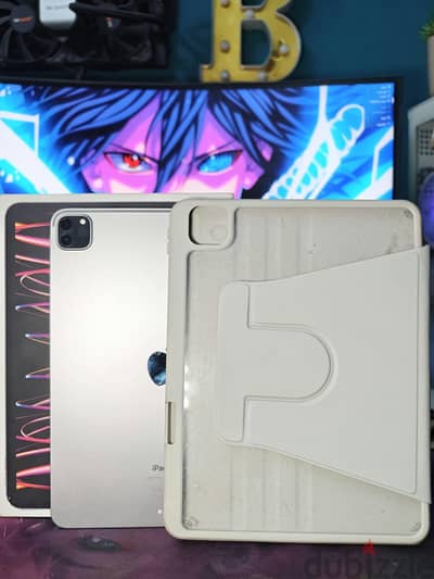 Ipad pro 11inch 2023  256G m2.  B96% كسر زيرو