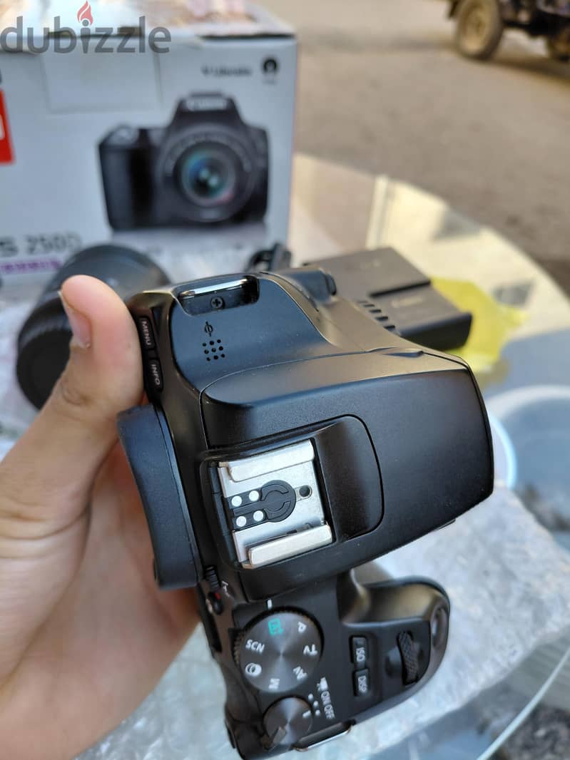 Canon 250D 9